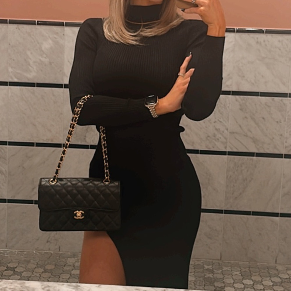 Aritzia Wilfred Black Long Sleeve Dress